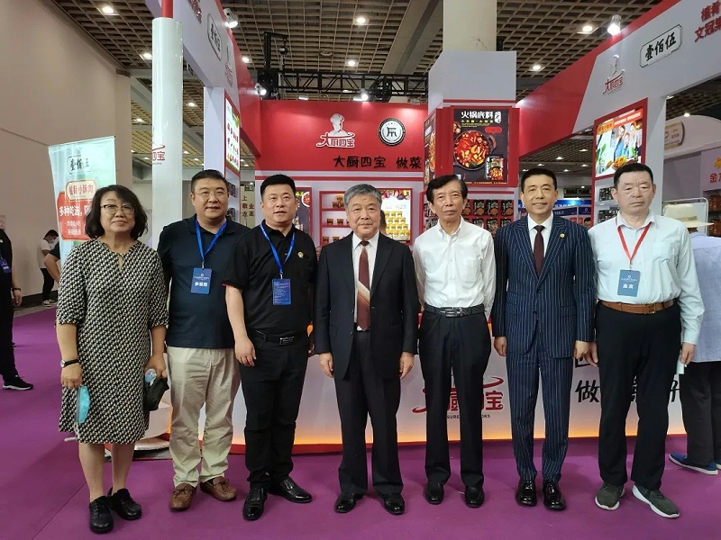 餐博會合影.webp