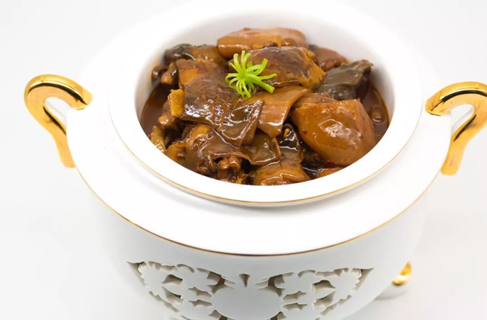 大廚四寶黃豆醬燜甲魚(yú)