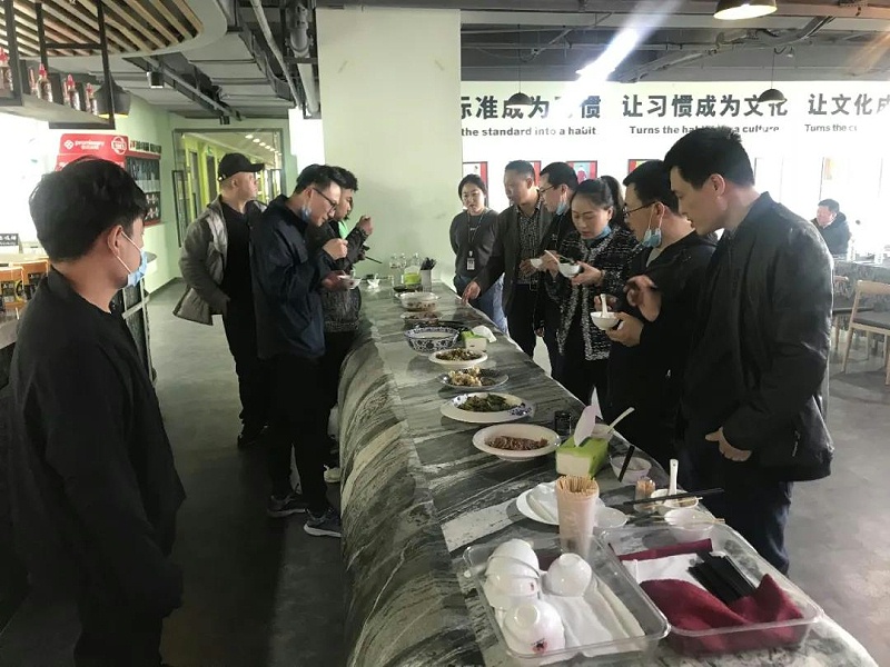 中烹基地與青島食佳食美餐飲管理有限公司達(dá)成戰(zhàn)略合作7