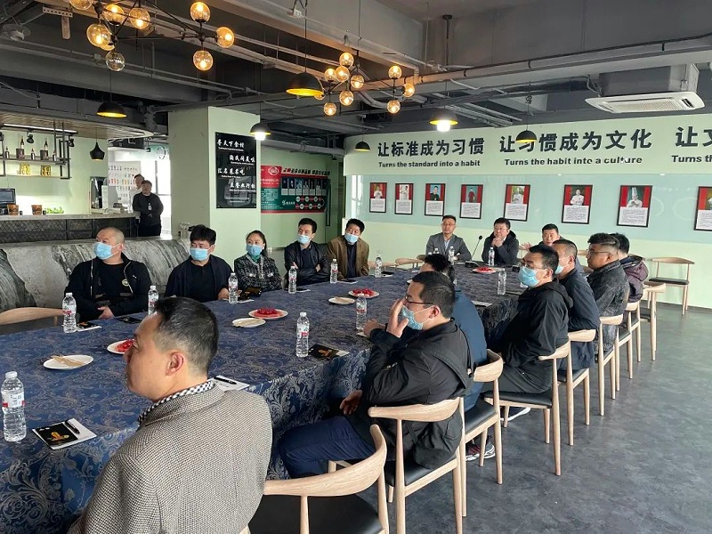 中烹基地與青島食佳食美餐飲管理有限公司達(dá)成戰(zhàn)略合作2