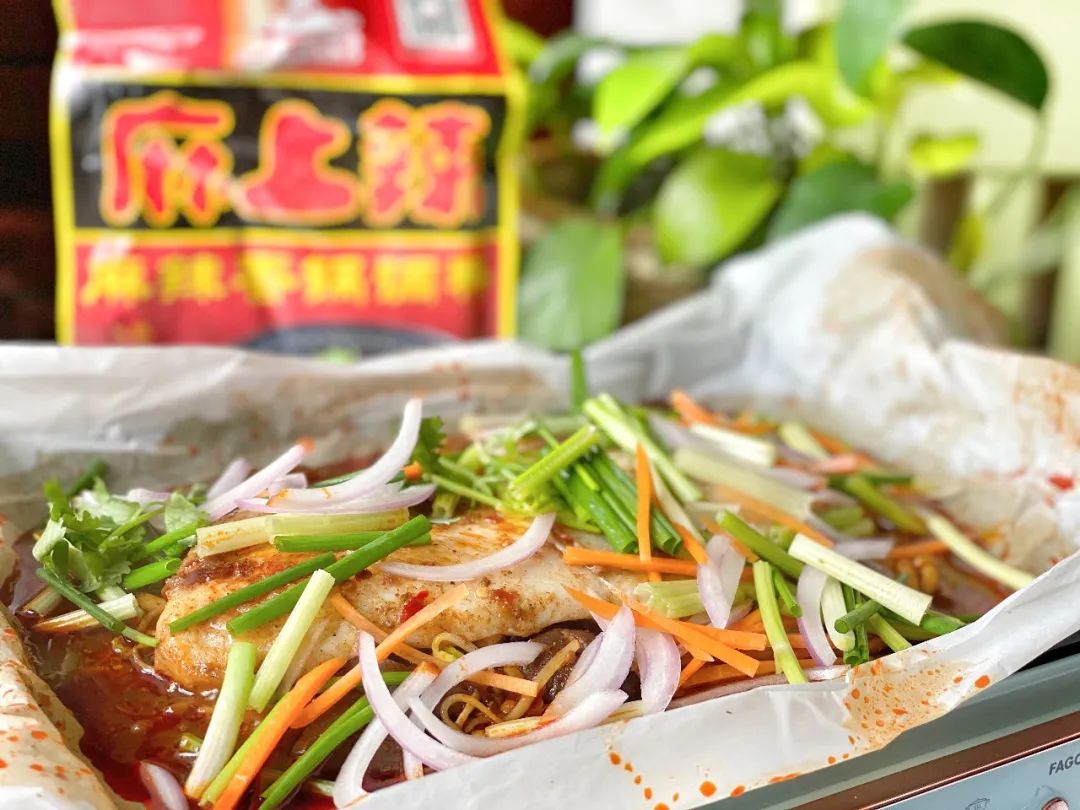 美食項(xiàng)目推薦 |紙包魚(yú)